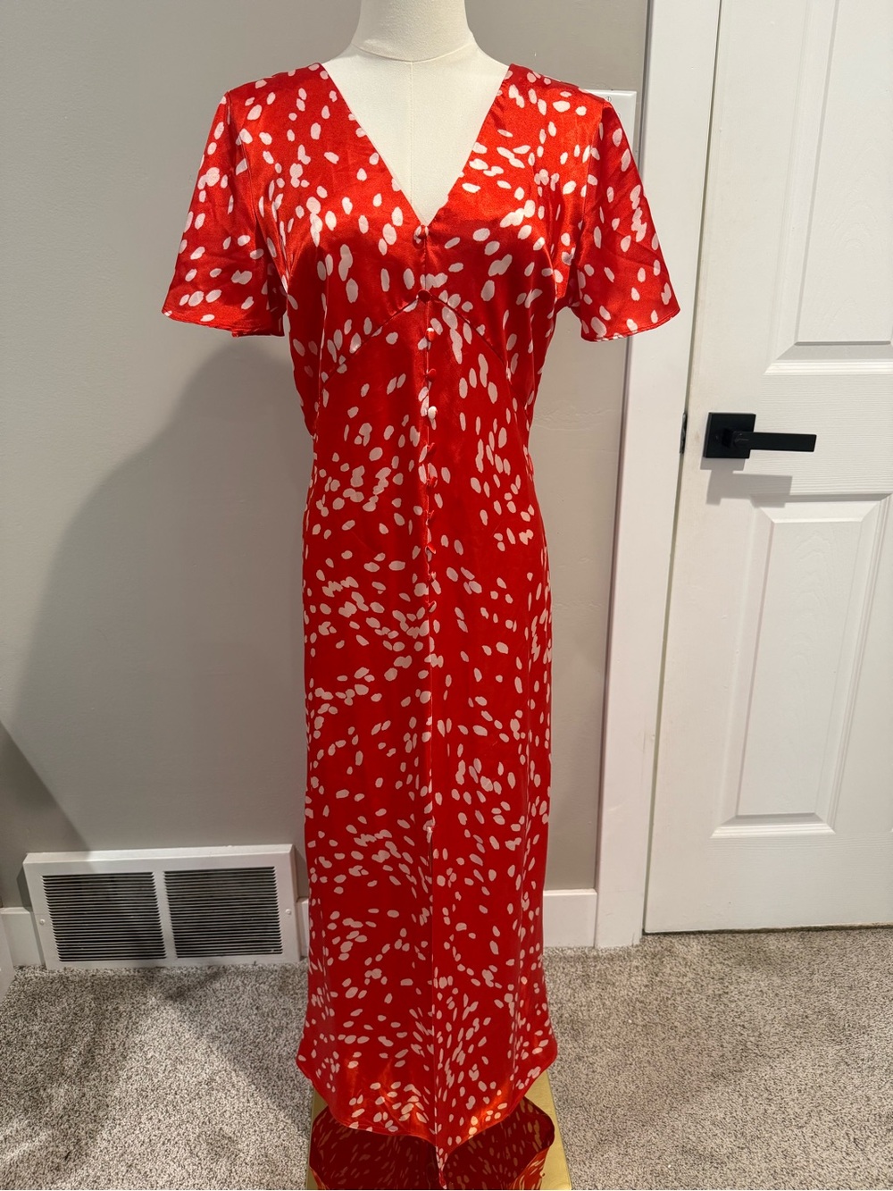 Red Polka-dot Short-Sleeve Maxi Dress